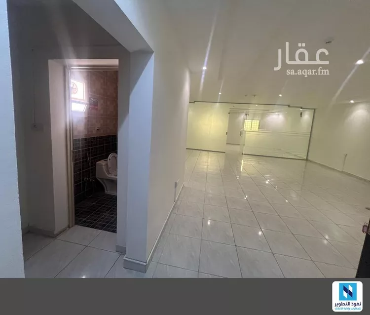 Commercial Office for Rent in Riyadh Hittin صورة 3