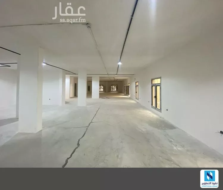 عمارة للإيجار في شارع الملك عبدالله ابن عبدالعزيز سعود الفرعي, حي المرسلات, مدينة الرياض, منطقة الرياض صورة 3