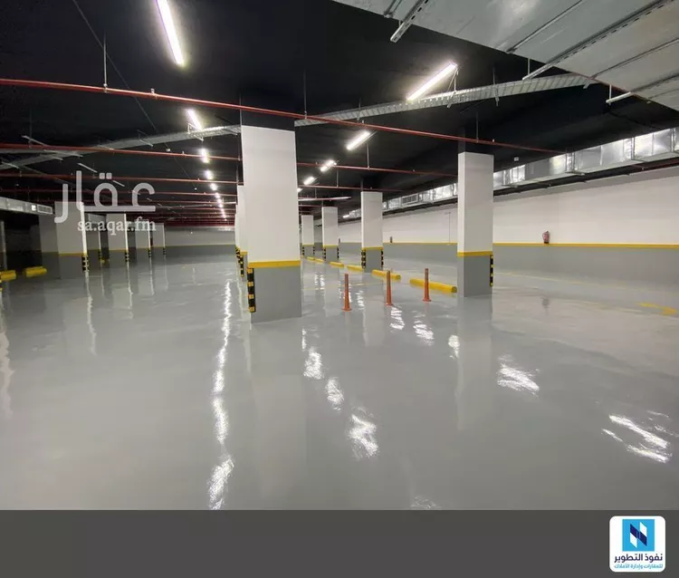 Building for Sale in Riyadh Al Malqa 8
