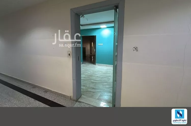 مكتب تجاري للإيجار في شارع صالح القاضي, حي الملك فيصل, مدينة الرياض, منطقة الرياض صورة 2