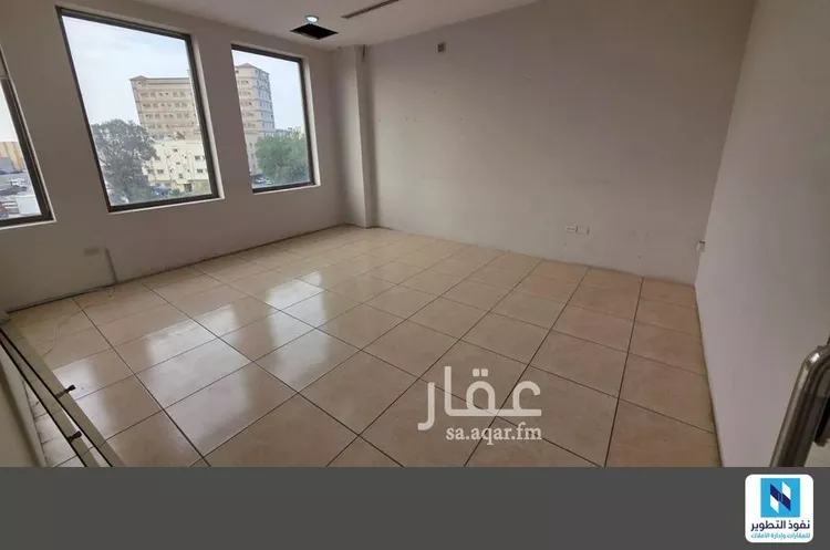 مكتب تجاري للإيجار في شارع ابو الاسعد القشيري, حي الخالدية الجنوبية, مدينة الدمام, المنطقة الشرقية صورة 4