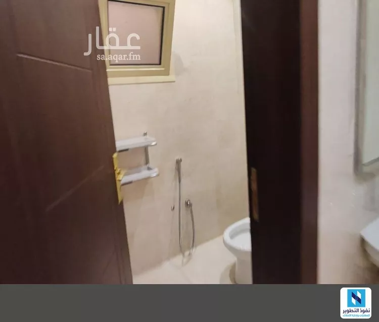 شقة للإيجار في صورة 3