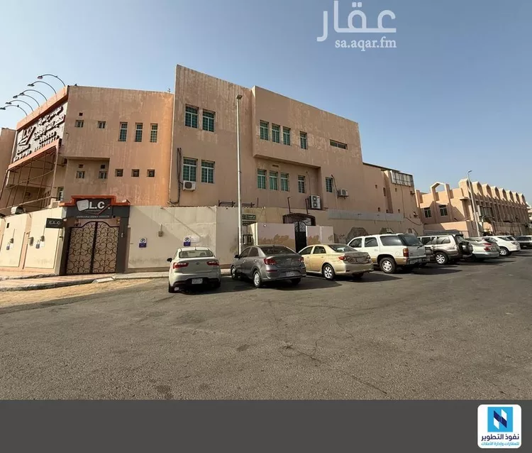 عمارة للإيجار في شارع اسماء بنت سعيد, حي الفيحاء, مدينة جدة, منطقة مكة المكرمة صورة 3
