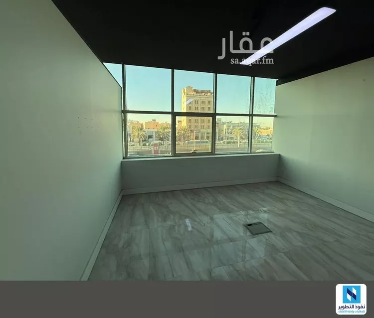 مكتب تجاري للإيجار في شارع صالح القاضي, حي الملك فيصل, مدينة الرياض, منطقة الرياض صورة 4