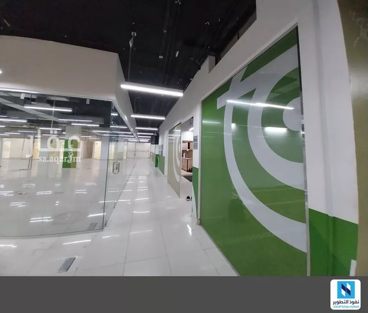 مكتب تجاري للإيجار في شارع انس بن مالك, حي الملقا, مدينة الرياض, منطقة الرياض صورة 3