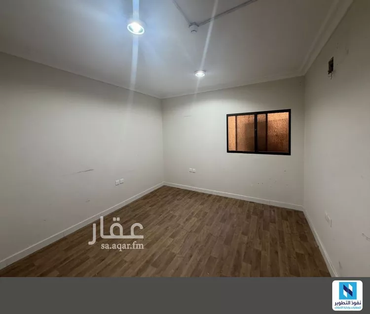 مكتب تجاري للإيجار في شارع عبدالرحمن الغافقي, حي الروضة, مدينة الرياض, منطقة الرياض صورة 3