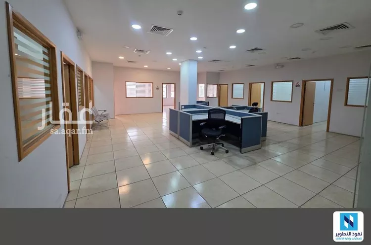 مكتب تجاري للإيجار في شارع ابو الاسعد القشيري, حي الخالدية الجنوبية, مدينة الدمام, المنطقة الشرقية صورة 2