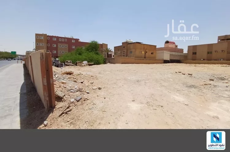 Land for Rent in Riyadh Al Malaz صورة 3