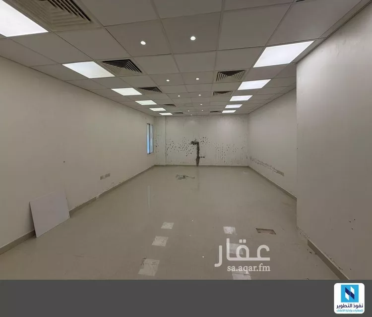 مكتب تجاري للإيجار في شارع انس بن مالك, حي الياسمين, مدينة الرياض, منطقة الرياض صورة 3