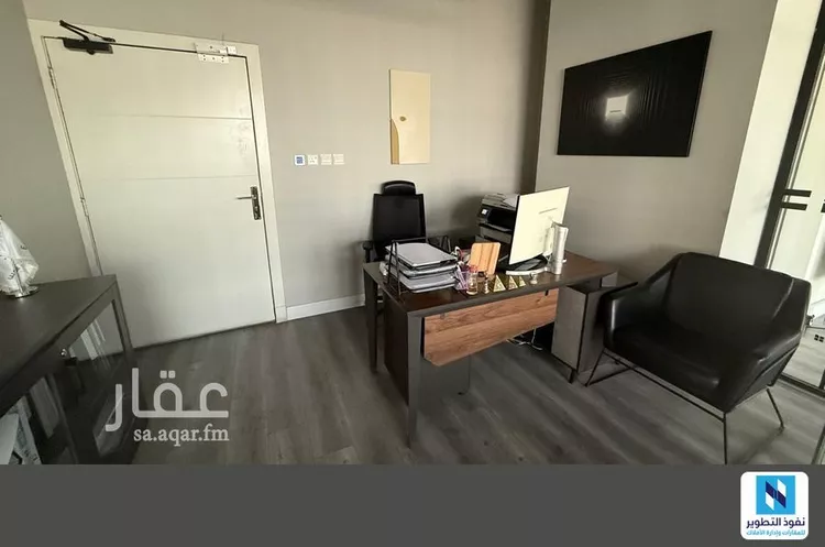 مكتب تجاري للإيجار في شارع سليط التميمي, حي الملك فهد, مدينة الرياض, منطقة الرياض 7