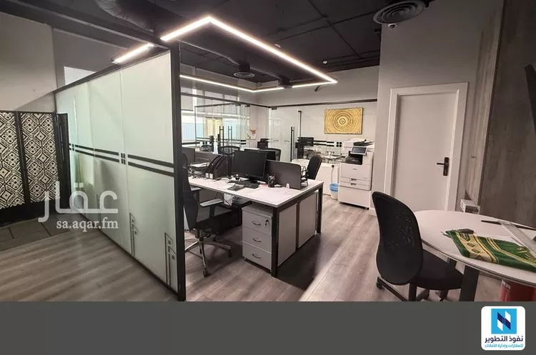 مكتب تجاري للإيجار في شارع سليط التميمي, حي الملك فهد, مدينة الرياض, منطقة الرياض 13