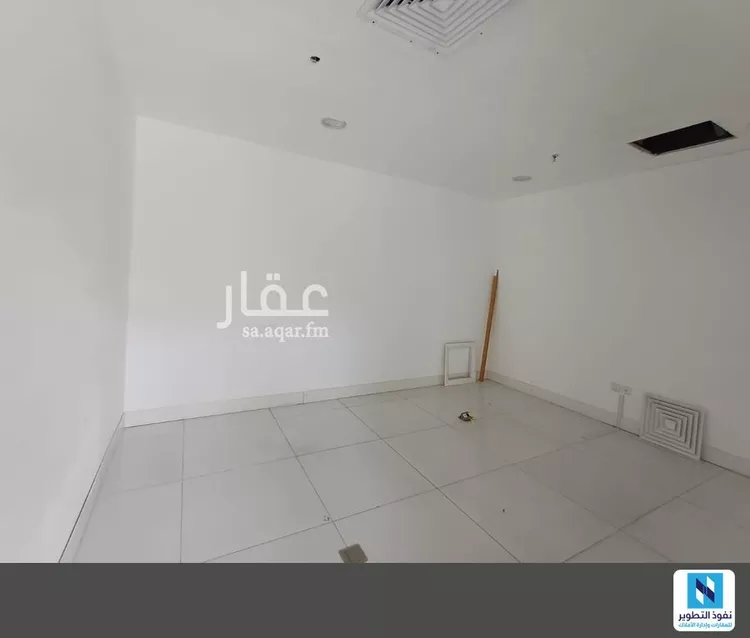محل للإيجار في شارع عزام, حي العزيزية, مدينة مكة المكرمة, منطقة مكة المكرمة 6
