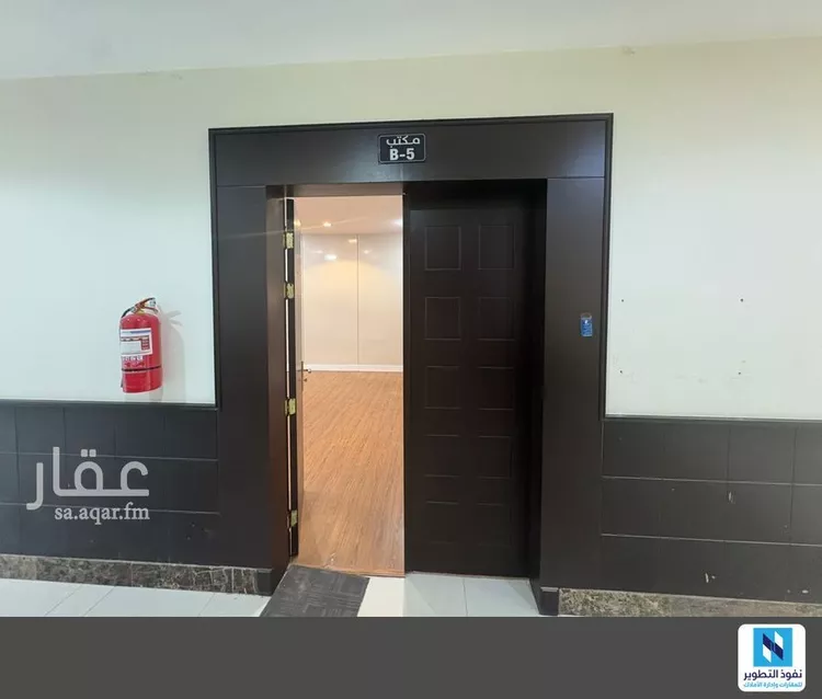 Commercial Office for Rent in Riyadh Al Malqa صورة 2