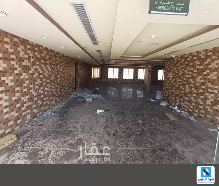 Shop for Rent in Medina King Fahd صورة 3