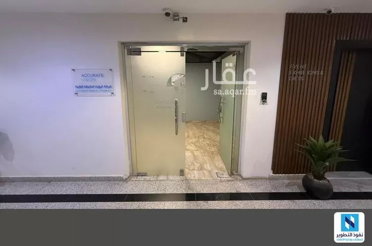 مكتب تجاري للإيجار في شارع صالح القاضي, حي الملك فيصل, مدينة الرياض, منطقة الرياض صورة 2