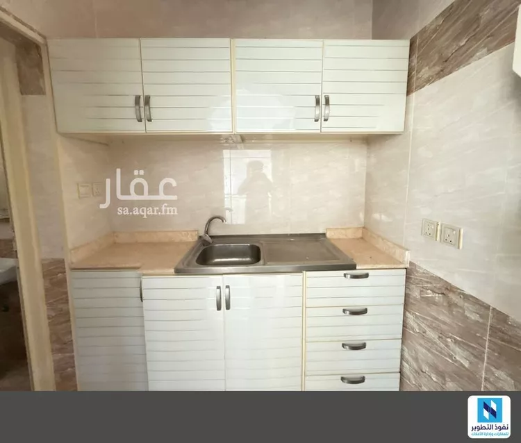 مكتب تجاري للإيجار في شارع الطائف, حي ظهرة لبن, مدينة الرياض, منطقة الرياض صورة 3