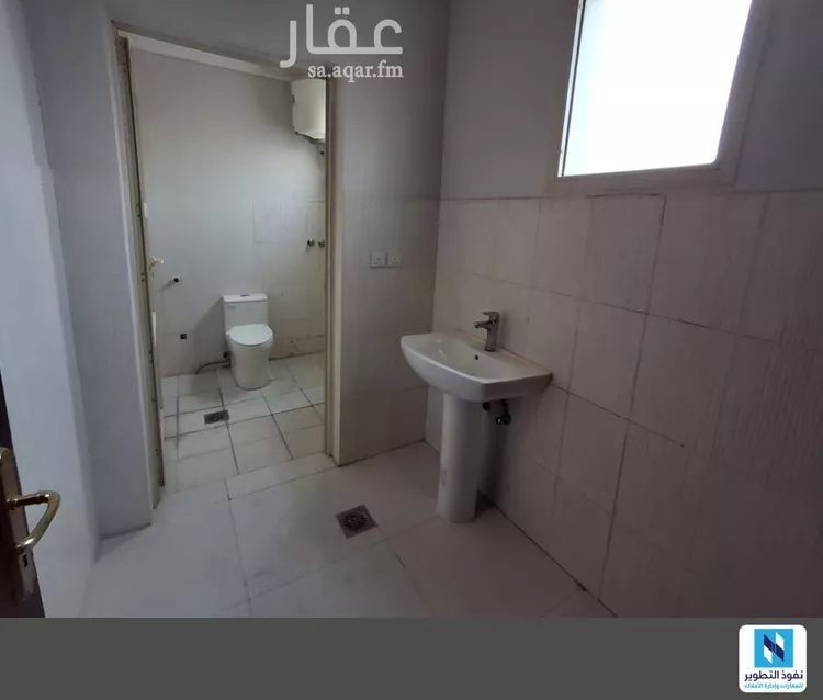 مكتب تجاري للإيجار في شارع طريق الامير محمد بن سعد بن عبد العزيز, حي الملقا, مدينة الرياض, منطقة الرياض صورة 4