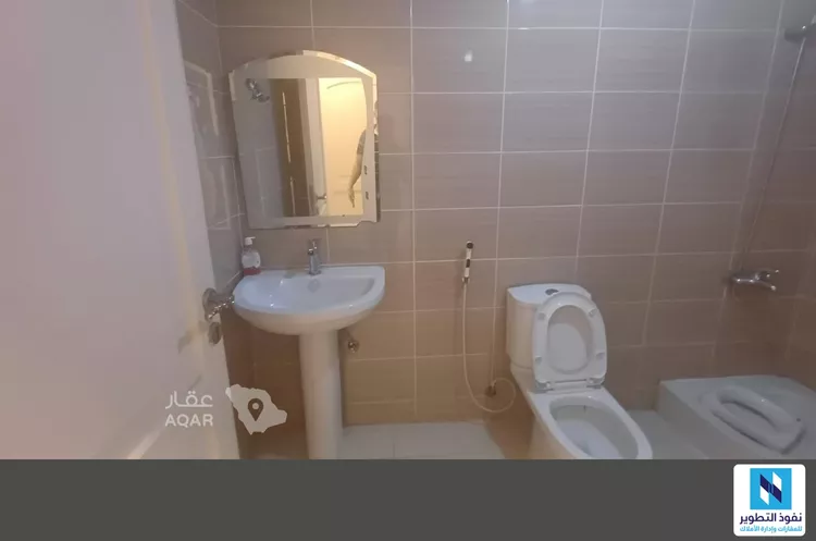 Commercial Office for Rent in Jeddah Al Faisaliah 5