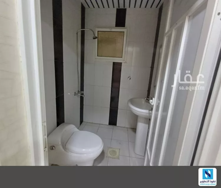 مكتب تجاري للإيجار في حي الربيع, مدينة الدمام, المنطقة الشرقية صورة 4