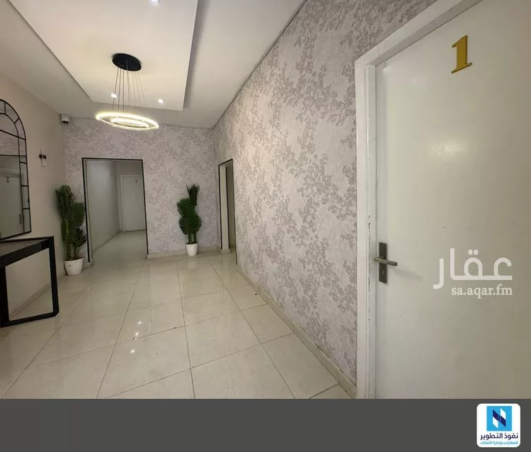 عمارة للبيع في شارع الأمير مساعد بن عبدالرحمن بن فيصل, حي العريجاء الغربي, مدينة الرياض, منطقة الرياض 8