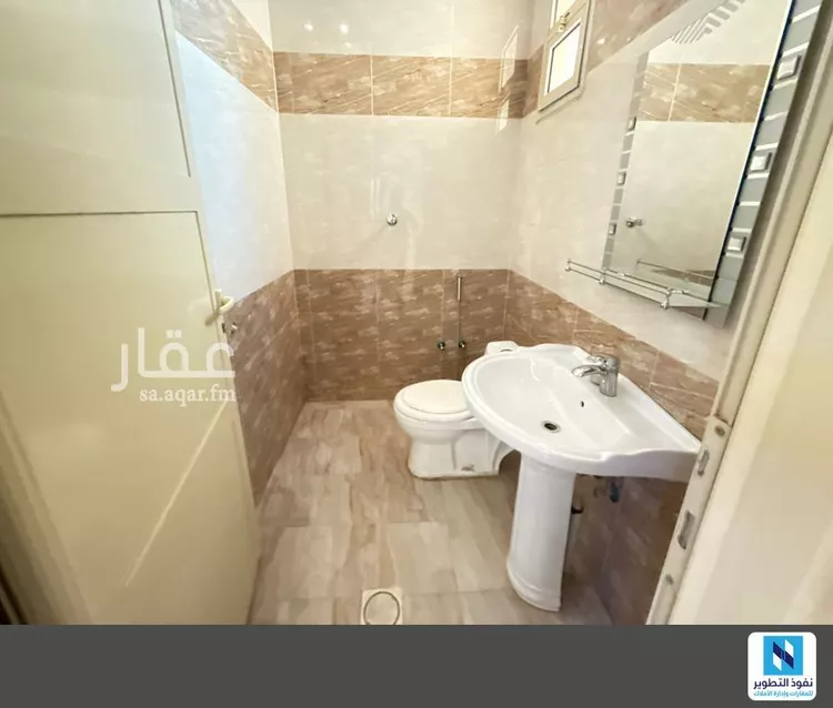 مكتب تجاري للإيجار في شارع الطائف, حي ظهرة لبن, مدينة الرياض, منطقة الرياض صورة 4