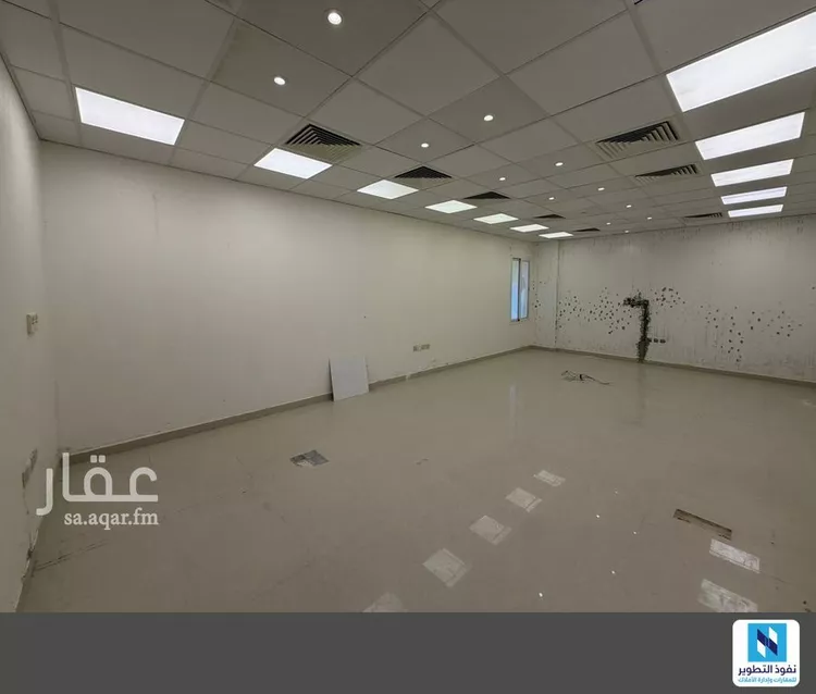 مكتب تجاري للإيجار في شارع انس بن مالك, حي الياسمين, مدينة الرياض, منطقة الرياض صورة 4