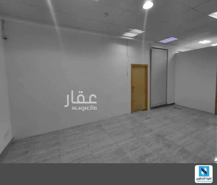 مكتب تجاري للإيجار في شارع خالد بن الوليد, حي الأندلس, مدينة الرياض, منطقة الرياض صورة 3