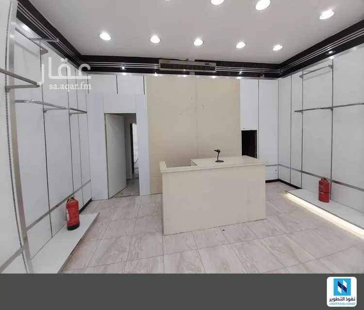 محل للإيجار في شارع عائشة بنت ابي بكر, حي ظهرة البديعة, مدينة الرياض, منطقة الرياض صورة 4