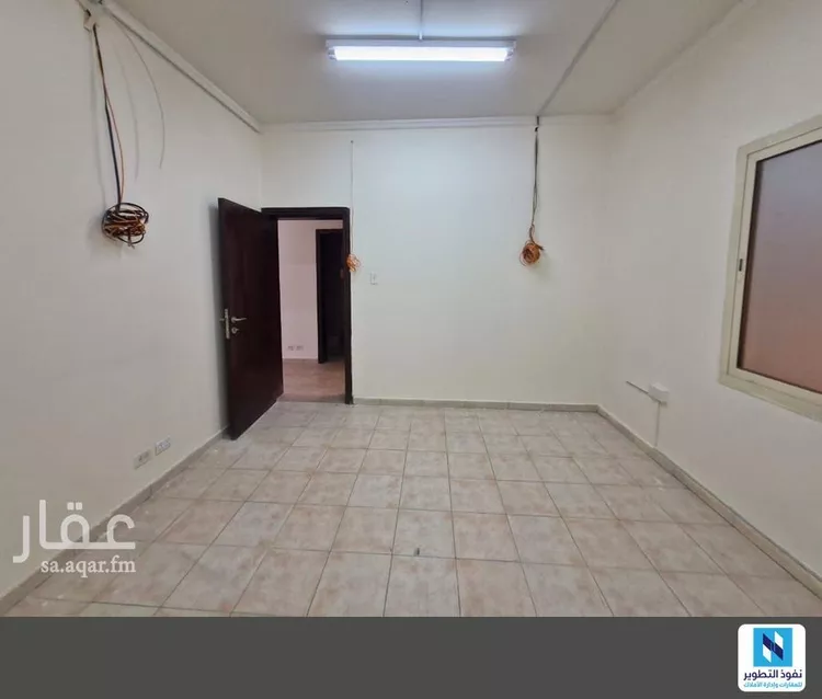 مكتب تجاري للإيجار في شارع طريق الامير نايف بن عبد العزيز, حي المحمدية, مدينة الدمام, المنطقة الشرقية صورة 3