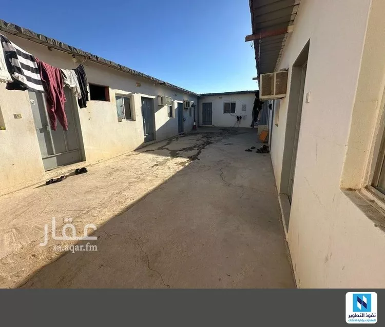 عمارة للبيع في شارع منيـخ, حي المرقب, مدينة المجمعة, منطقة الرياض صورة 2