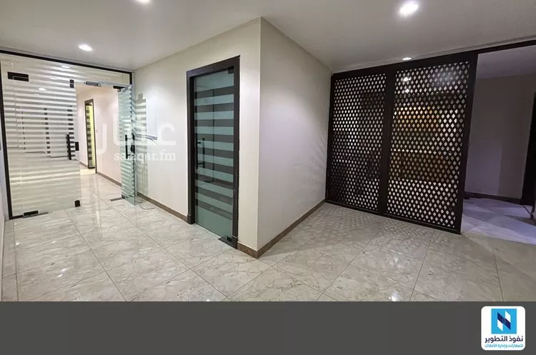 مكتب تجاري للإيجار في شارع صالح القاضي, حي الملك فيصل, مدينة الرياض, منطقة الرياض صورة 3