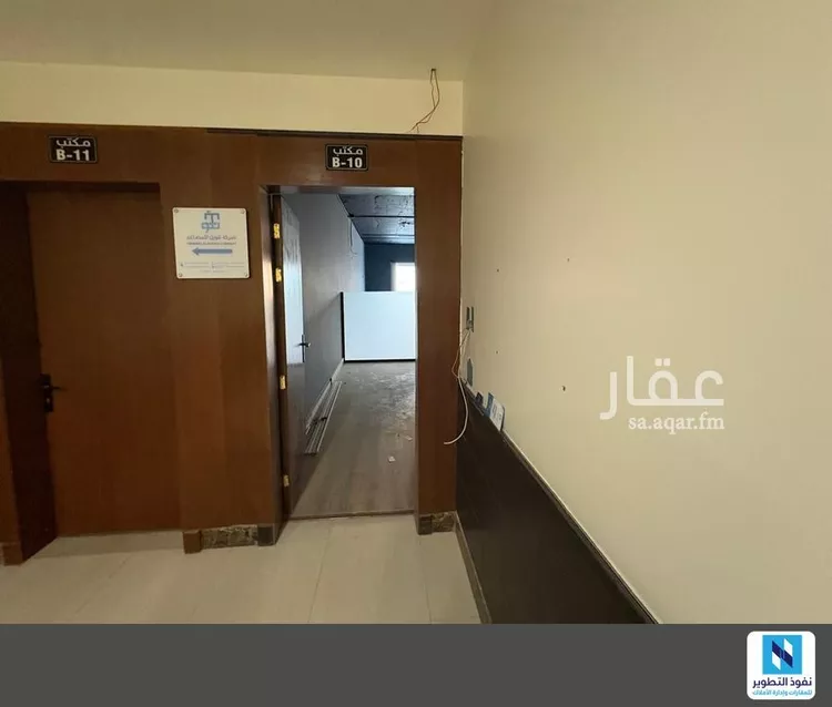 مكتب تجاري للإيجار في شارع أنس بن مالك, حي الملقا, مدينة الرياض, منطقة الرياض صورة 2