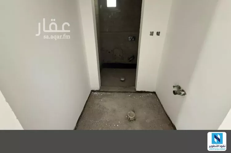 مكتب تجاري للإيجار في شارع طريق الملك عبدالعزيز الفرعي, حي المروج, مدينة الرياض, منطقة الرياض صورة 4