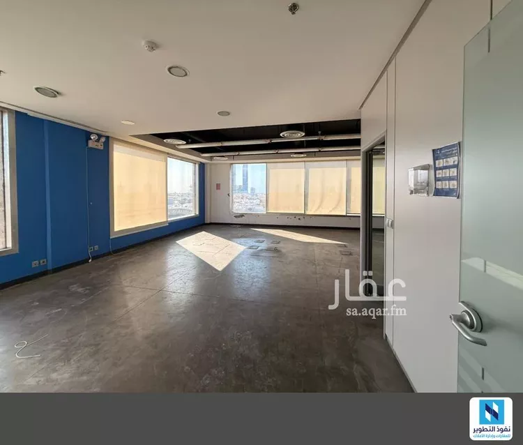 مكتب تجاري للإيجار في شارع طريق الملك عبدالعزيز فرعي, حي الزهراء, مدينة جدة, منطقة مكة المكرمة صورة 2