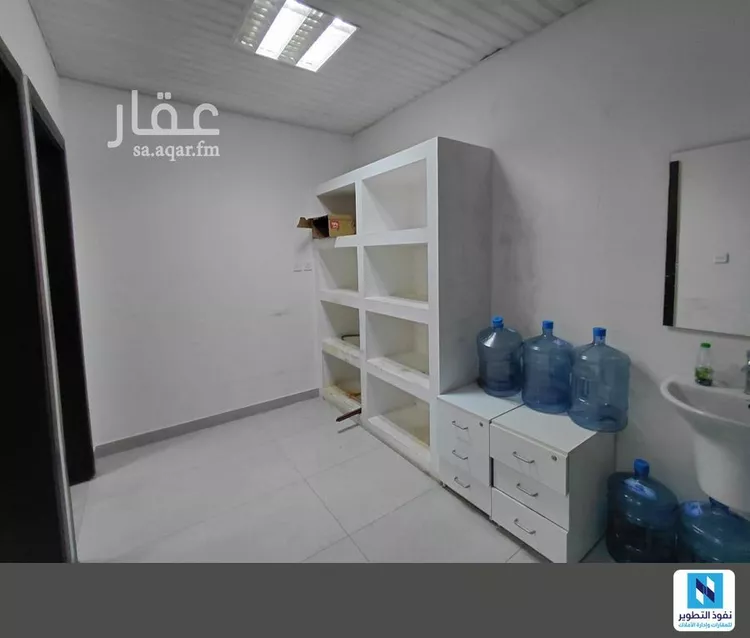 مكتب تجاري للإيجار في شارع المهندس مساعد العنقري, حي السليمانية, مدينة الرياض, منطقة الرياض 10