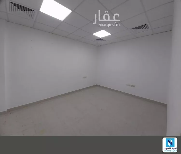 مكتب تجاري للإيجار في شارع رقم 281, حي الياسمين, مدينة الرياض, منطقة الرياض صورة 2