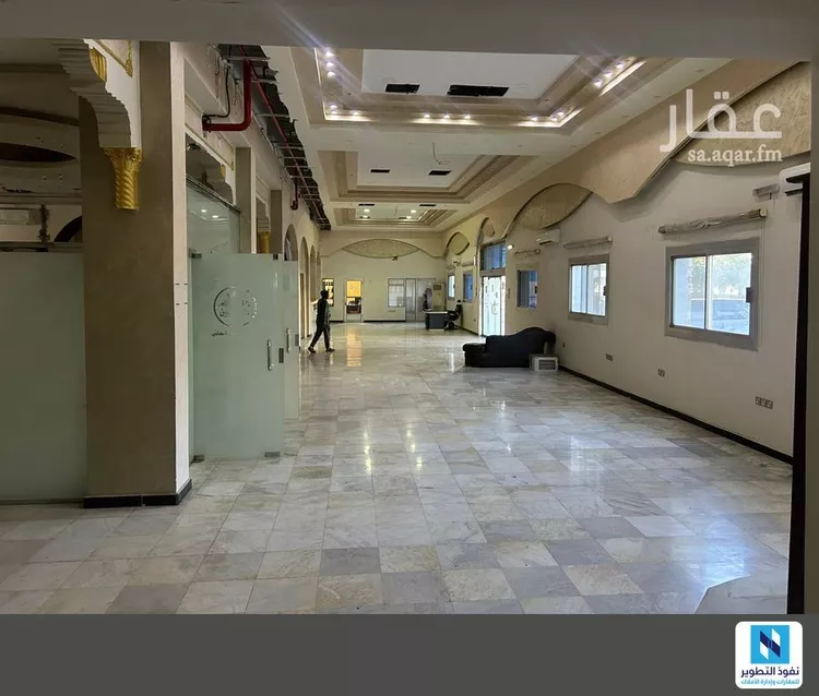 عمارة للإيجار في شارع طريق الملك سعود, حي البحيرة, مدينة حائل, منطقة حائل صورة 4