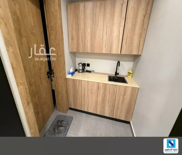 مكتب تجاري للإيجار في شارع انس بن مالك, حي الياسمين, مدينة الرياض, منطقة الرياض 15