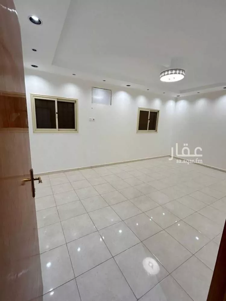 عمارة للإيجار في شارع ال قيشه 97, حي ال قيشه , مدينة أحد رفيدة, منطقة عسير صورة 2