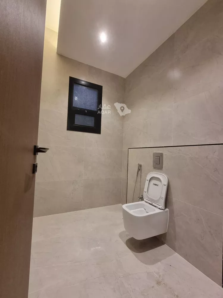 Floor for Rent in Riyadh Al Hamra 8