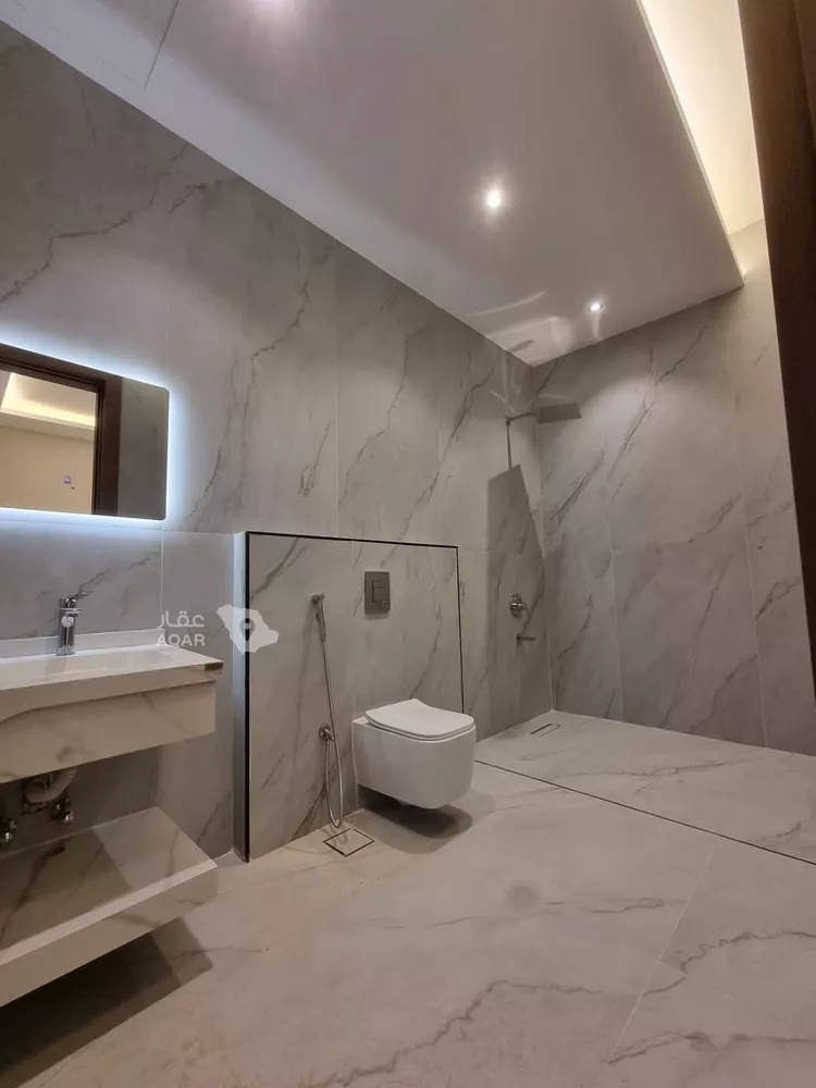 Floor for Rent in Riyadh Al Hamra 7