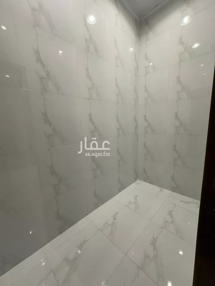 دور للبيع في شارع 153 الزهور, حي الزهور, مدينة أبها, منطقة عسير صورة 5
