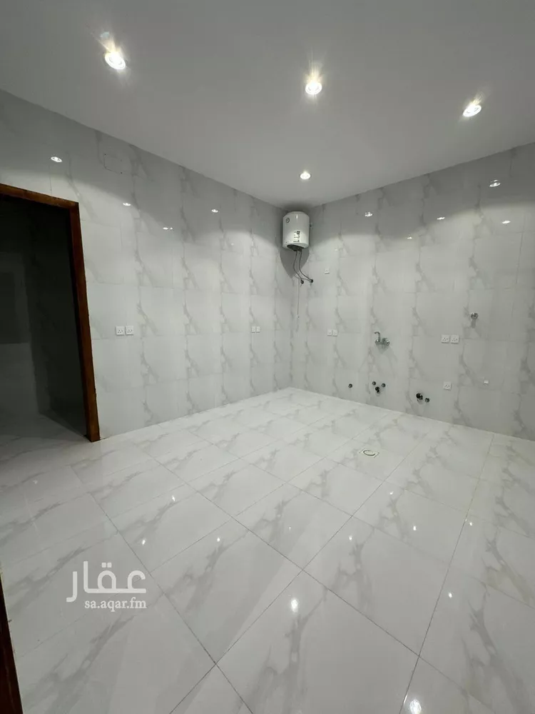 دور للبيع في شارع 153 الزهور, حي الزهور, مدينة أبها, منطقة عسير صورة 4