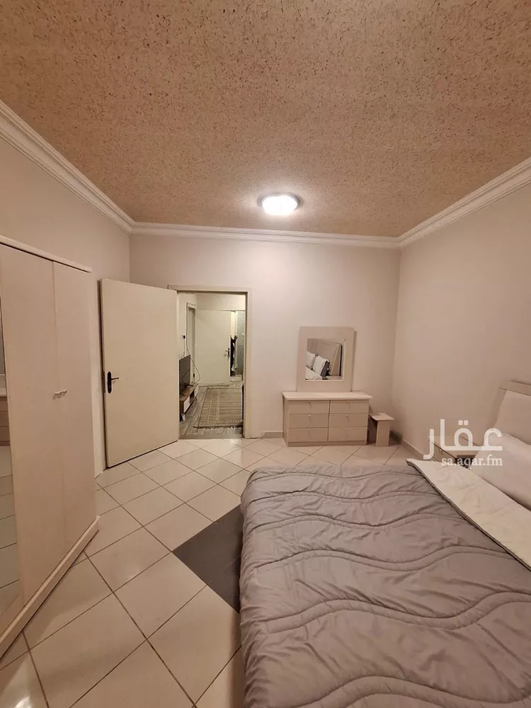 شقة للإيجار في شارع الامير مقرن بن عبدالعزيز, حي النزهة, مدينة الرياض, منطقة الرياض