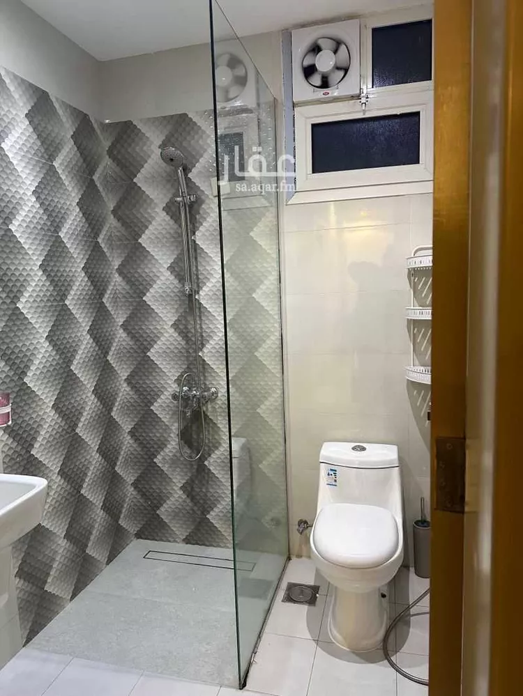 شقة للإيجار في شارع مصعب بن عمير, حي الضباط, مدينة الرياض, منطقة الرياض صورة 5