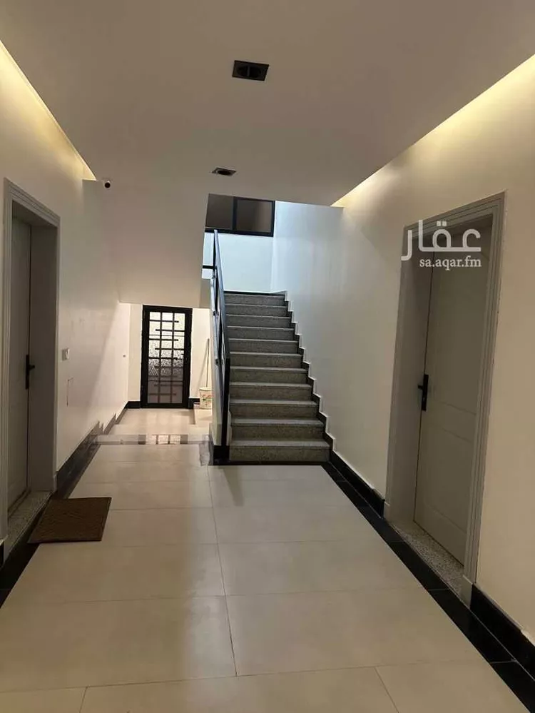 عمارة للبيع في شارع 19343916, حي الضباط, مدينة الرياض, منطقة الرياض صورة 3