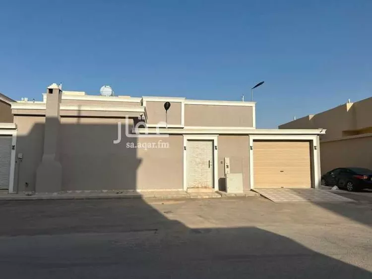 دور للبيع في شارع عقرباء 132, حي عقرباء, مدينة الجبيلة, منطقة الرياض