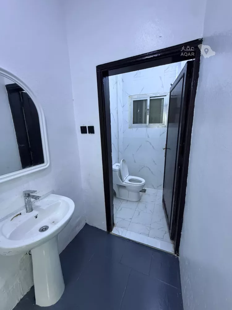 Floor for Rent in Riyadh An Nasiriyah 7