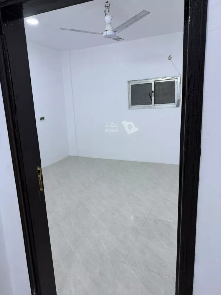 Floor for Rent in Riyadh An Nasiriyah 10