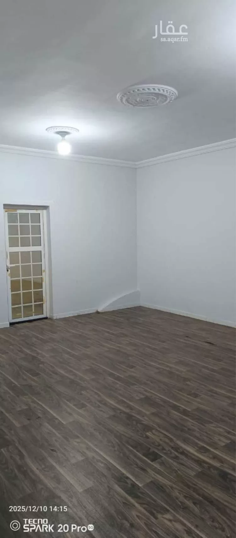 مكتب تجاري للإيجار في شارع عبدالعزيز ابن ابراهيم, حي الصفاء, مدينة جدة, منطقة مكة المكرمة